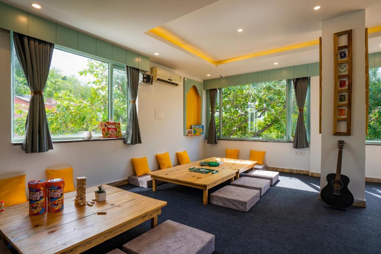 Zostel Rishikesh, Laxman Jhula Hostel Ngoại thất bức ảnh