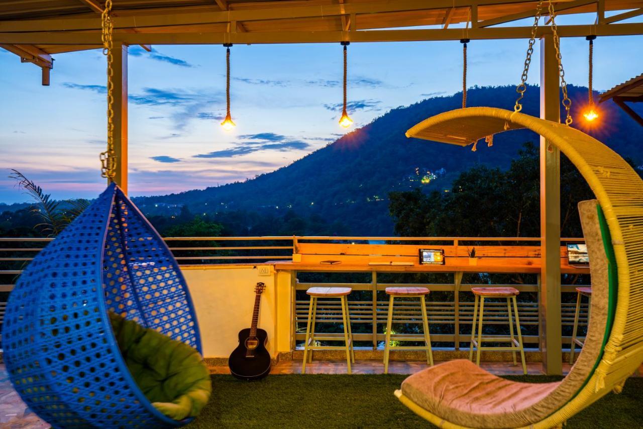 Zostel Rishikesh, Laxman Jhula Hostel Ngoại thất bức ảnh