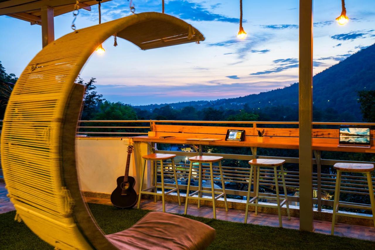 Zostel Rishikesh, Laxman Jhula Hostel Ngoại thất bức ảnh