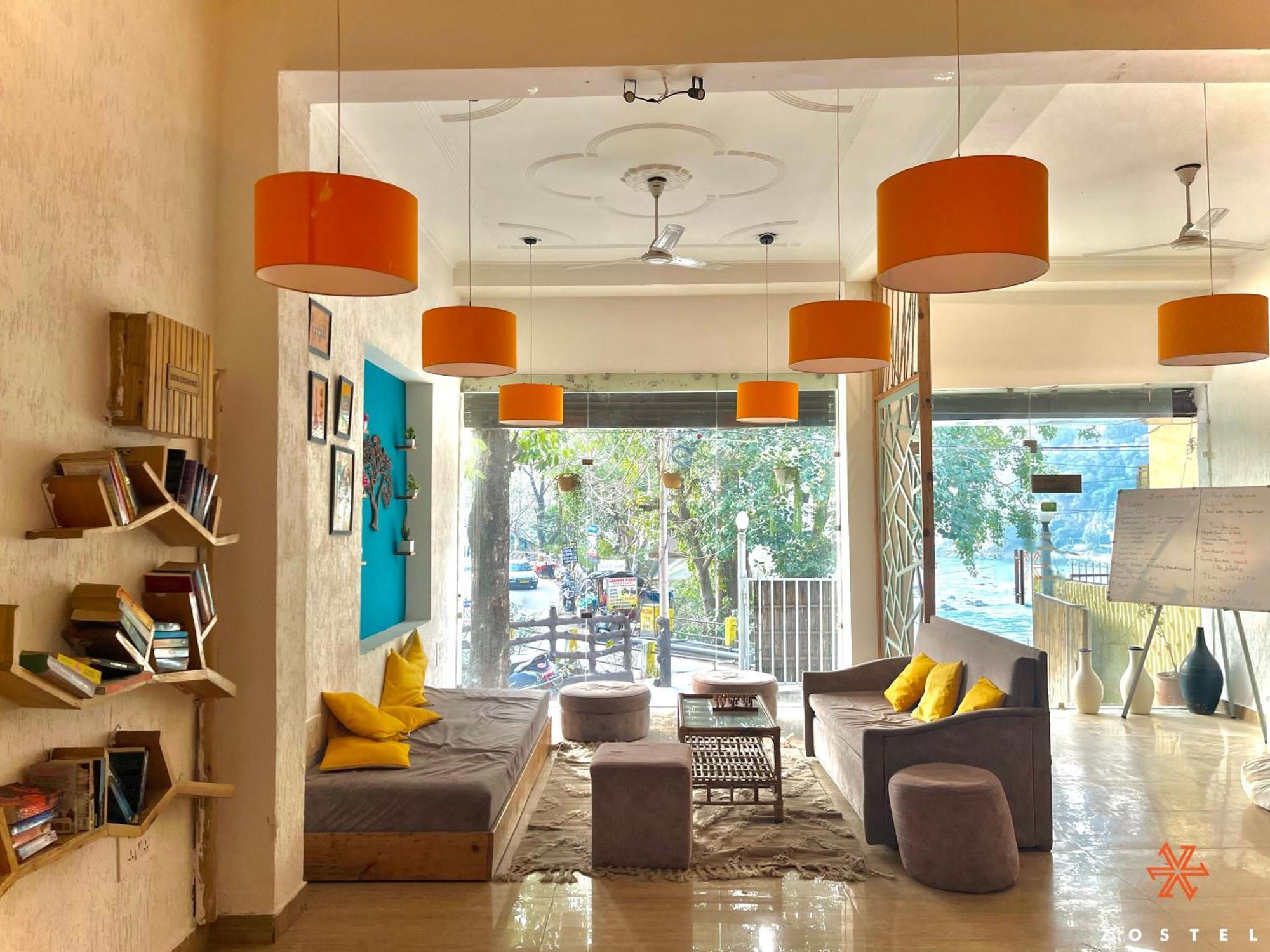 Zostel Rishikesh, Laxman Jhula Hostel Ngoại thất bức ảnh